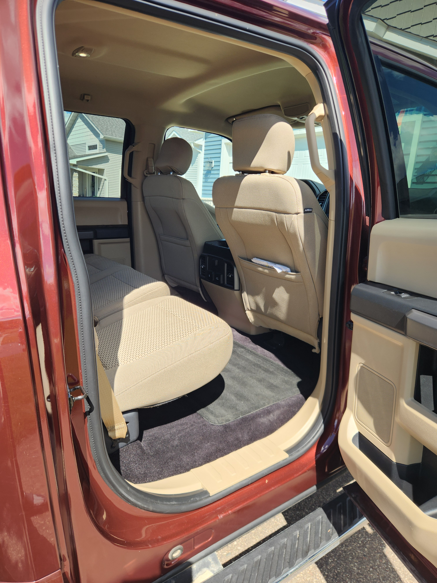Interior Detail — Ford F-150 photo 3