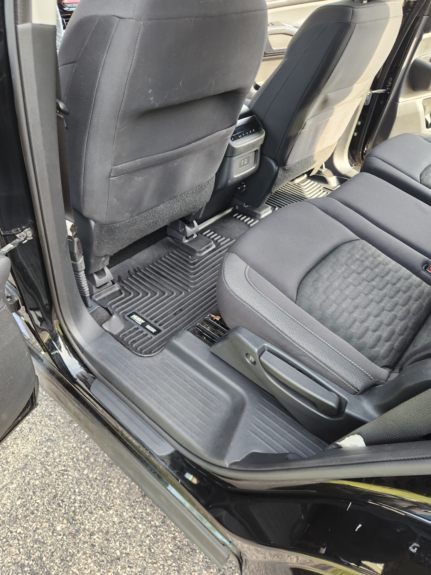 Interior Detail — SUV photo 2